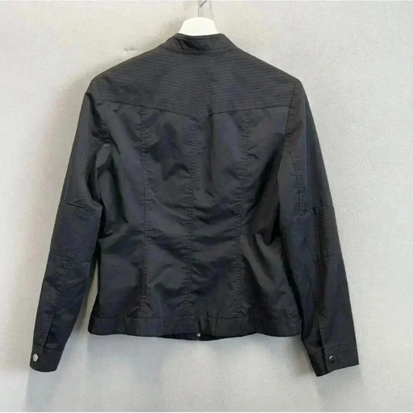 Coldwater Creek Women's Size 6 Black Nylon Blend Lightweight Zip Up Jacket - Picture 2 of 7